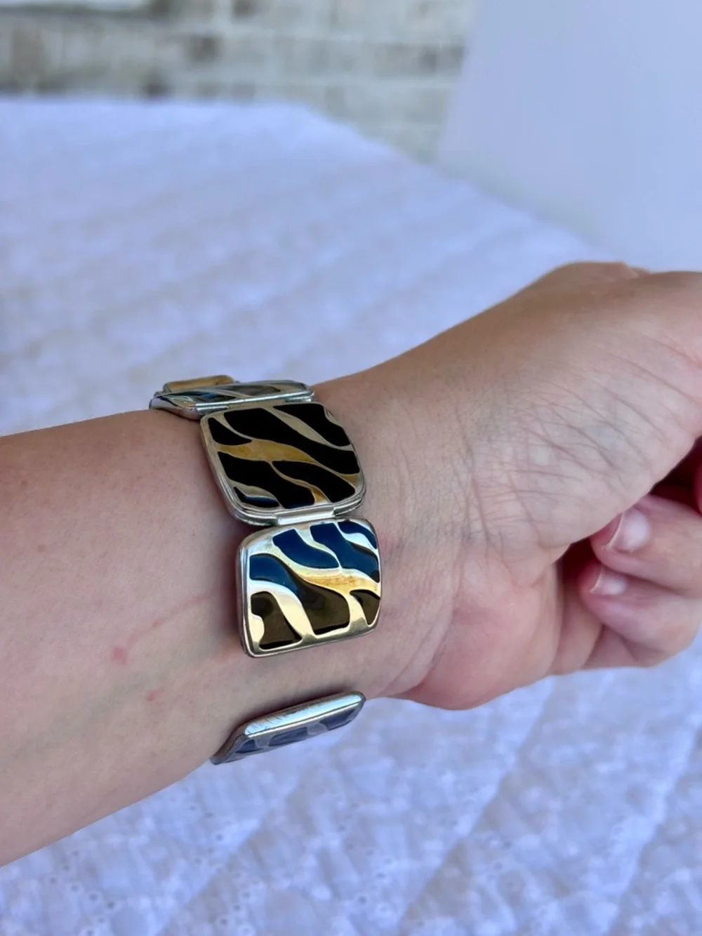 Vintage Narmi Zebra Cuff Watch Silver Black‎ Hinged Bangle New Battery